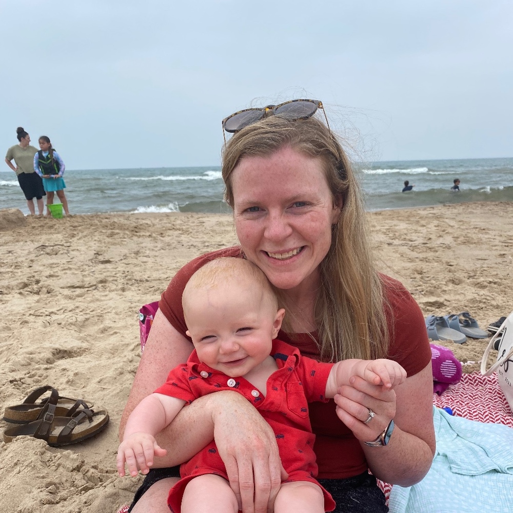 Meet your Posher, Elizabeth